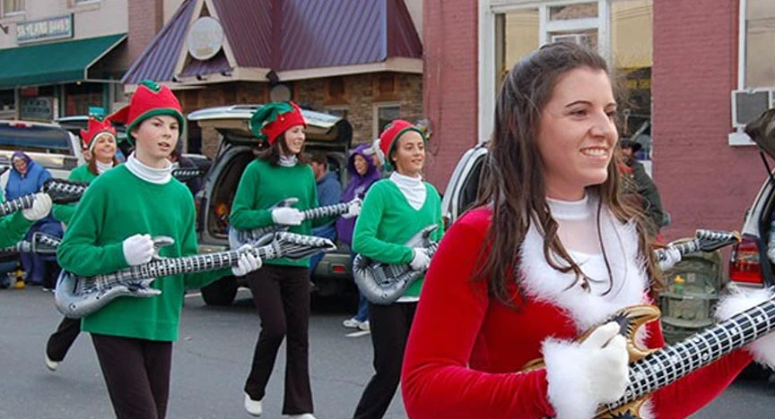 Holiday Market and Parade in West Jefferson image