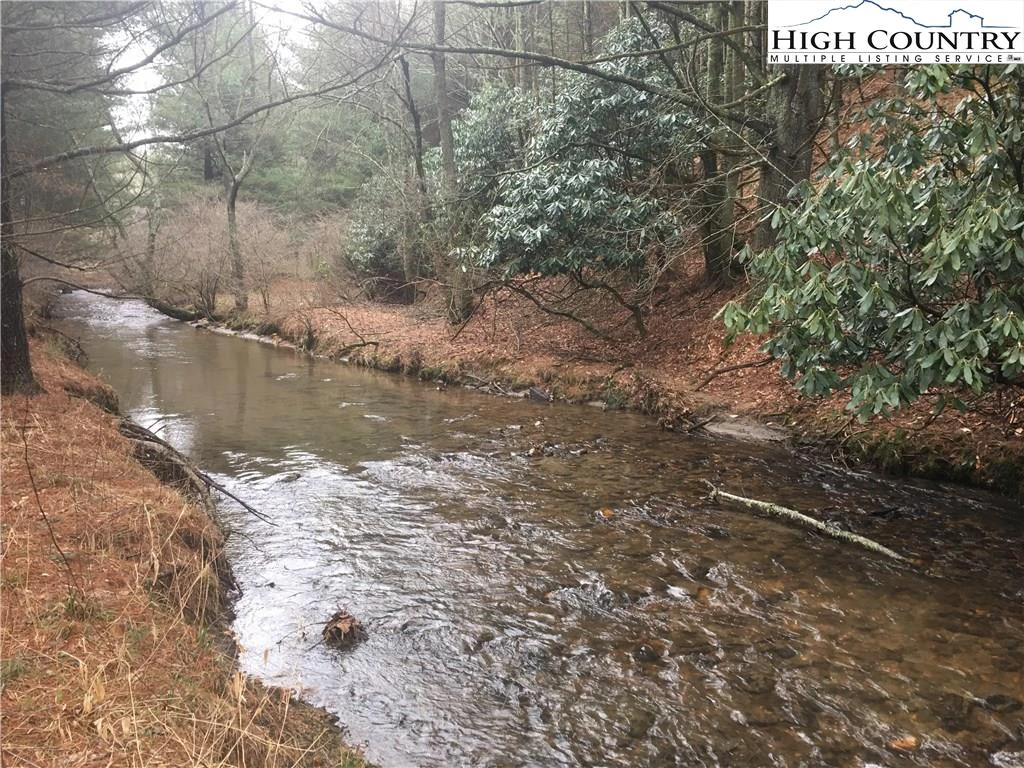 Image number 9 for the current listing