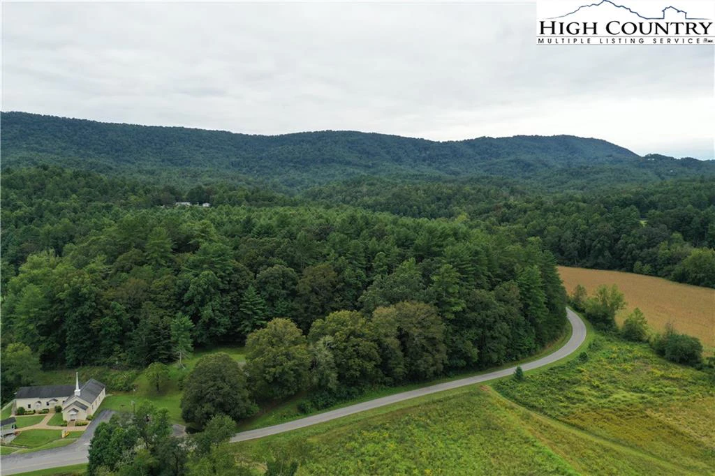 Image number 15 for the current listing