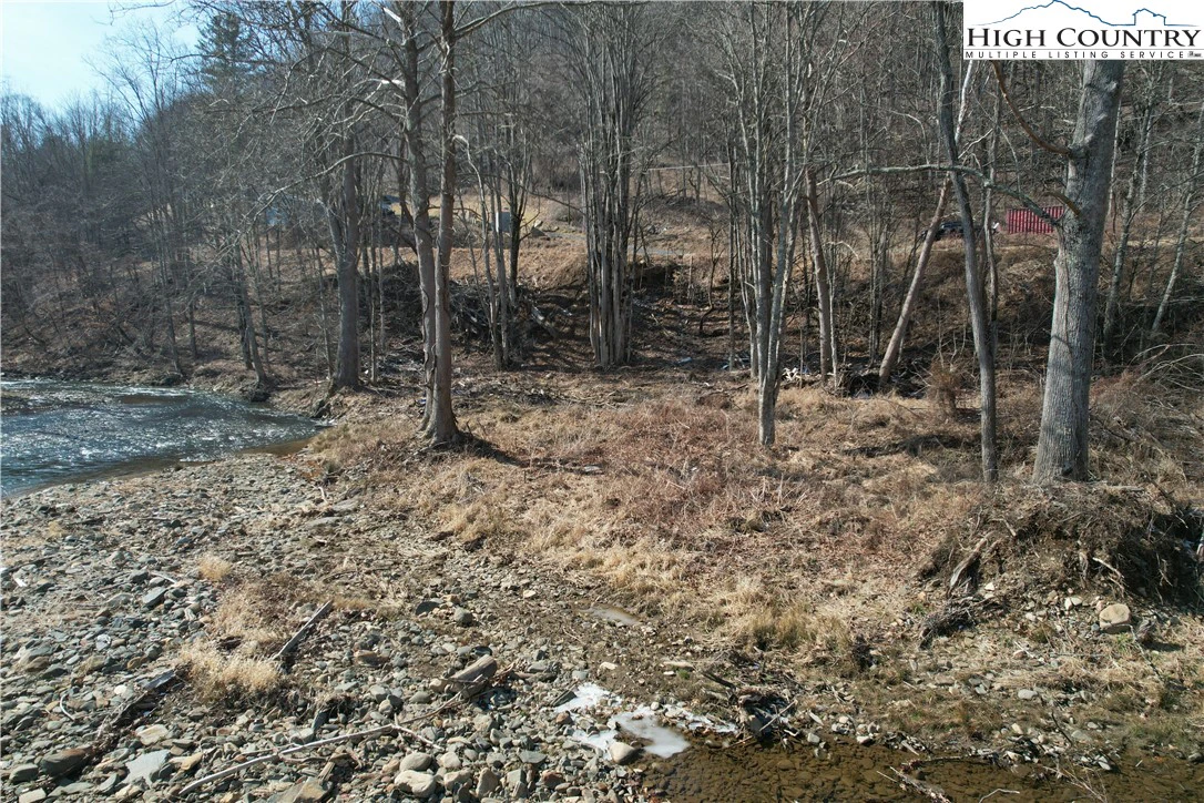 Image number 9 for the current listing