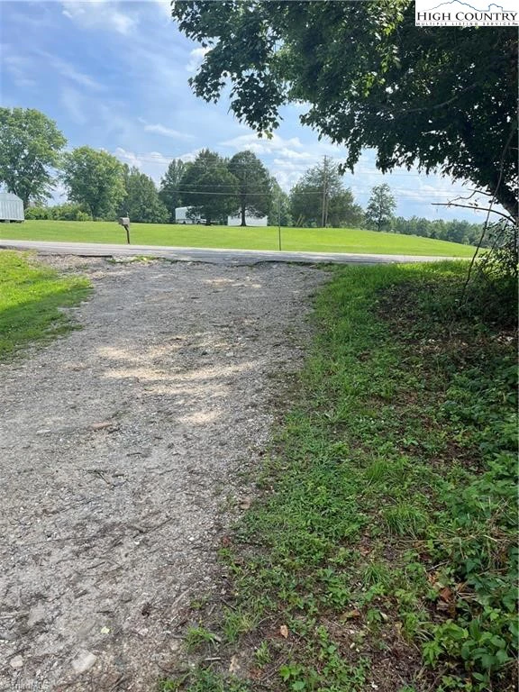 Image number 3 for the current listing