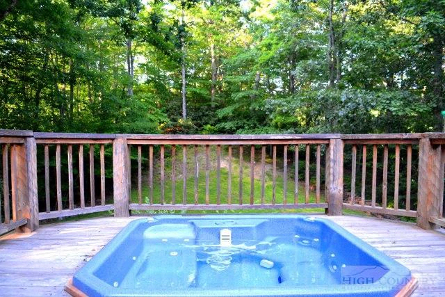 Image number 3 for the current listing