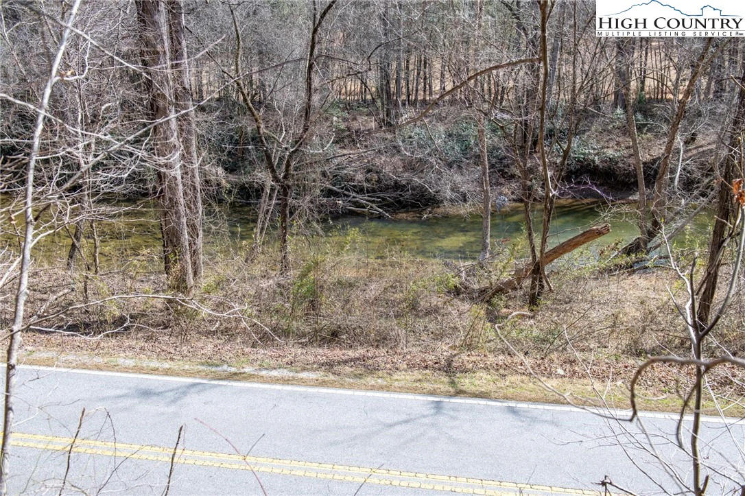 Image number 12 for the current listing