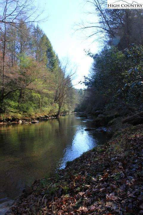 Image number 15 for the current listing