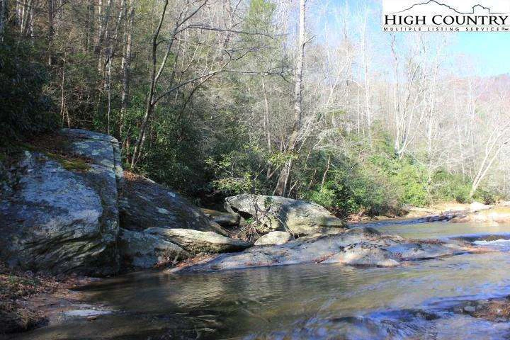 Image number 16 for the current listing
