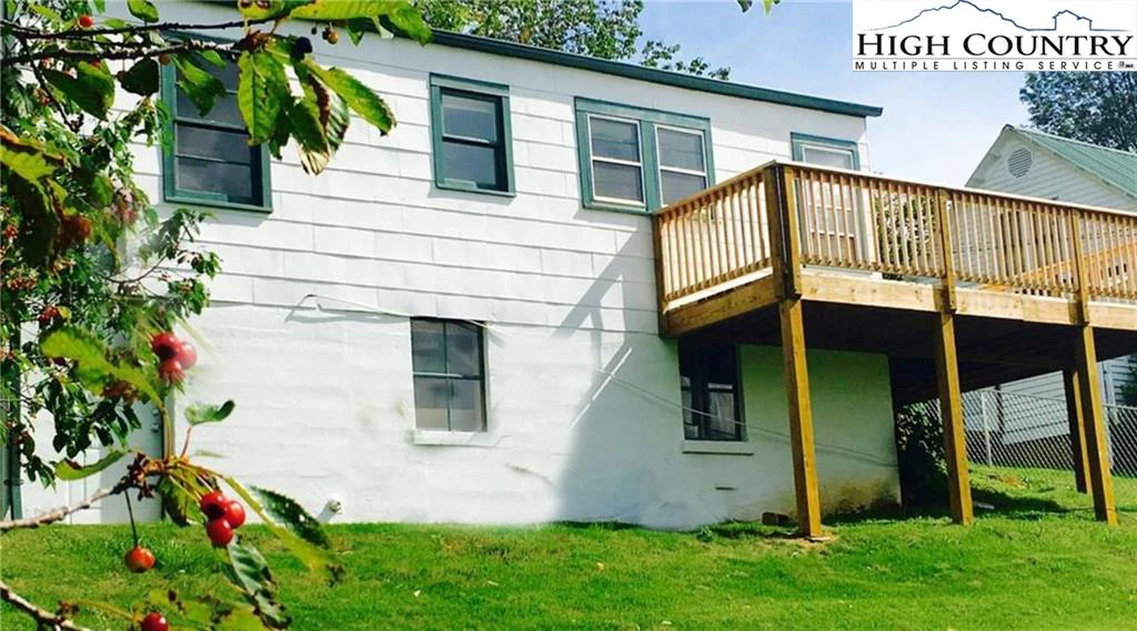 Image number 9 for the current listing