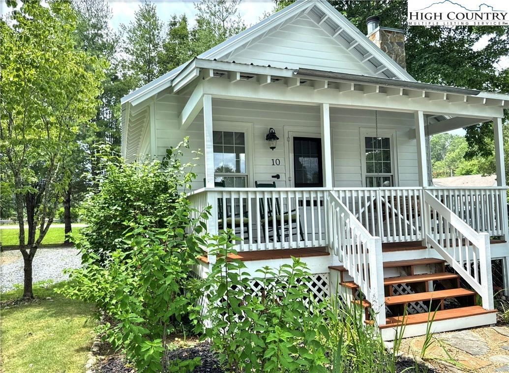 Image number 12 for the current listing