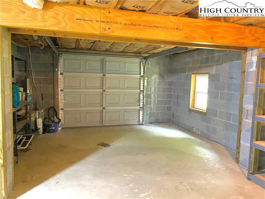 Image number 6 for the current listing