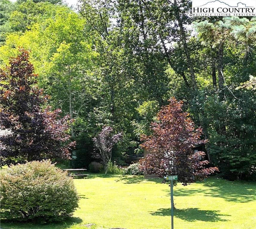 Image number 3 for the current listing