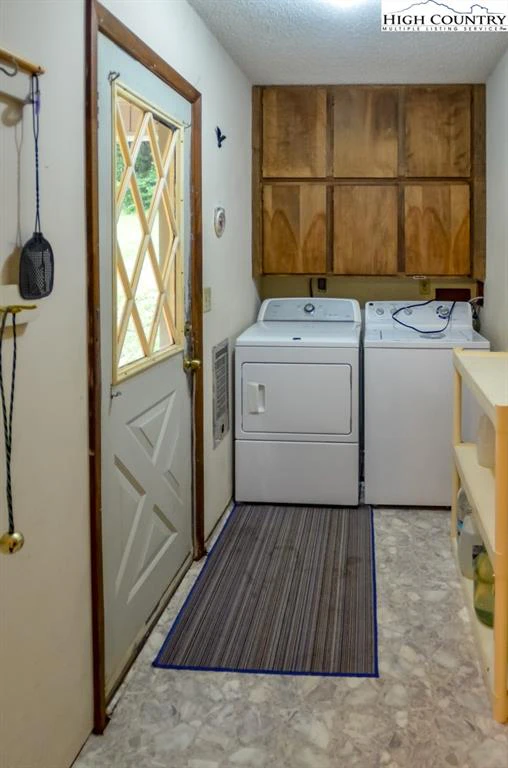 Image number 7 for the current listing
