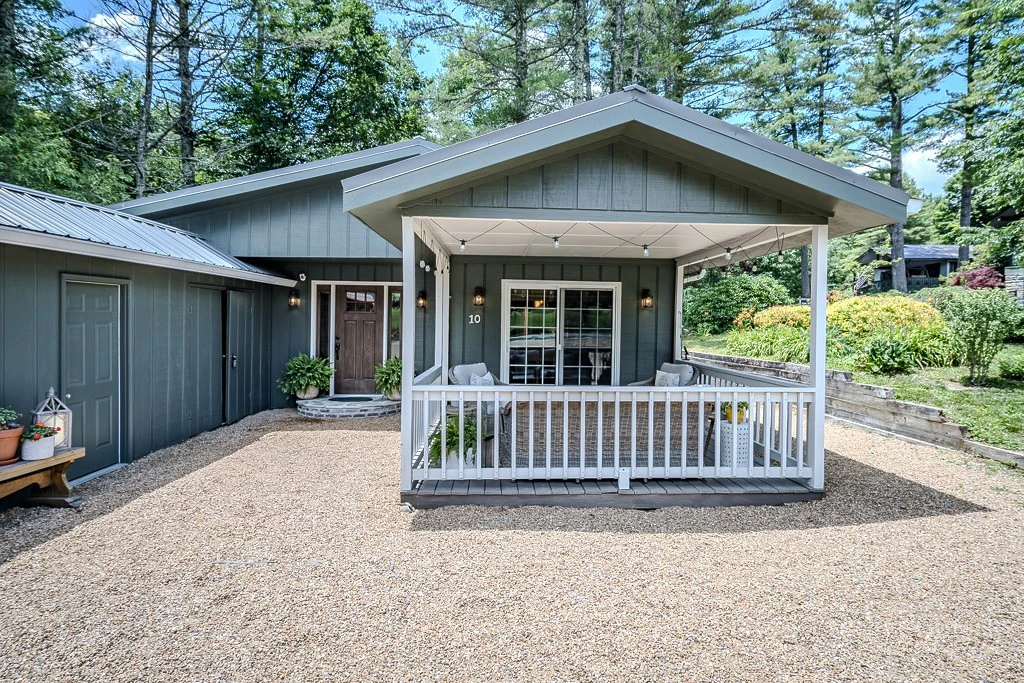 Image number 4 for the current listing