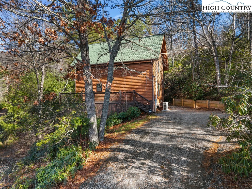 Image number 12 for the current listing