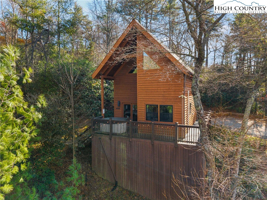 Image number 13 for the current listing