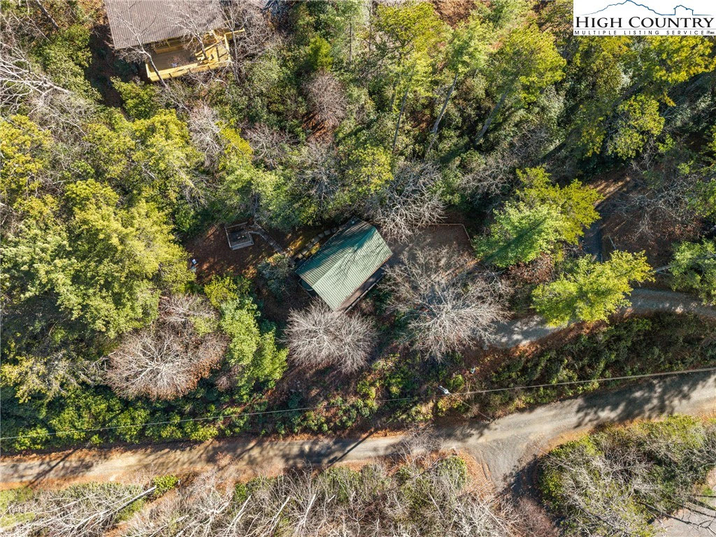Image number 15 for the current listing