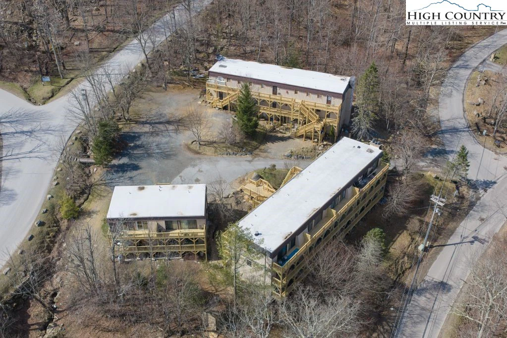 Image number 3 for the current listing