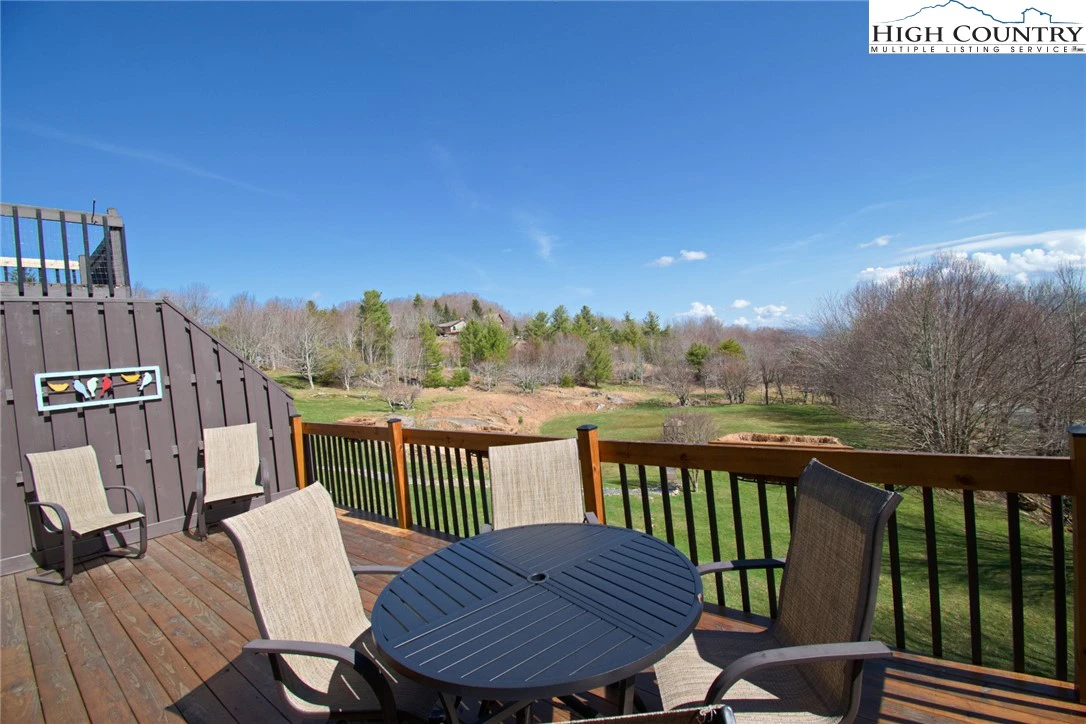 Image number 12 for the current listing