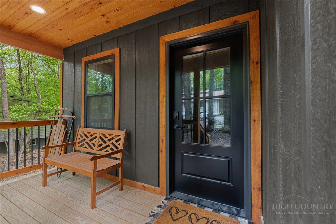 Image number 3 for the current listing