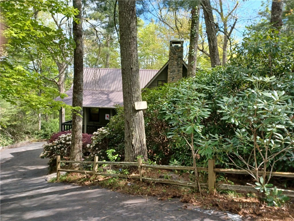 Image number 2 for the current listing