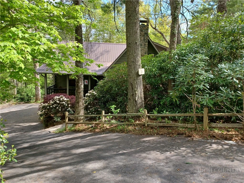 Image number 3 for the current listing