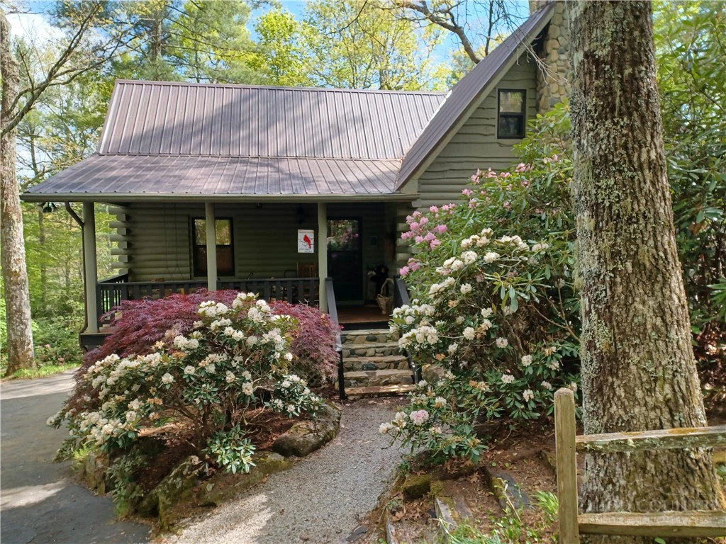 Image number 4 for the current listing