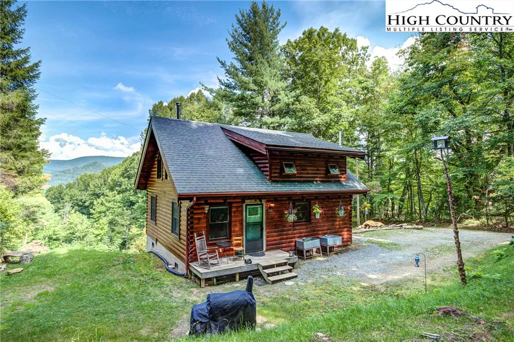 Image number 1 for the current listing