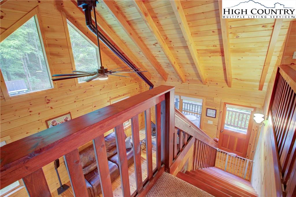 Image number 3 for the current listing