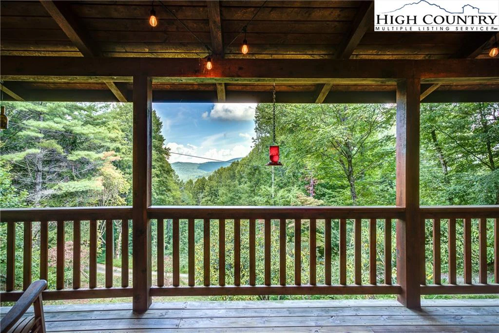 Image number 8 for the current listing