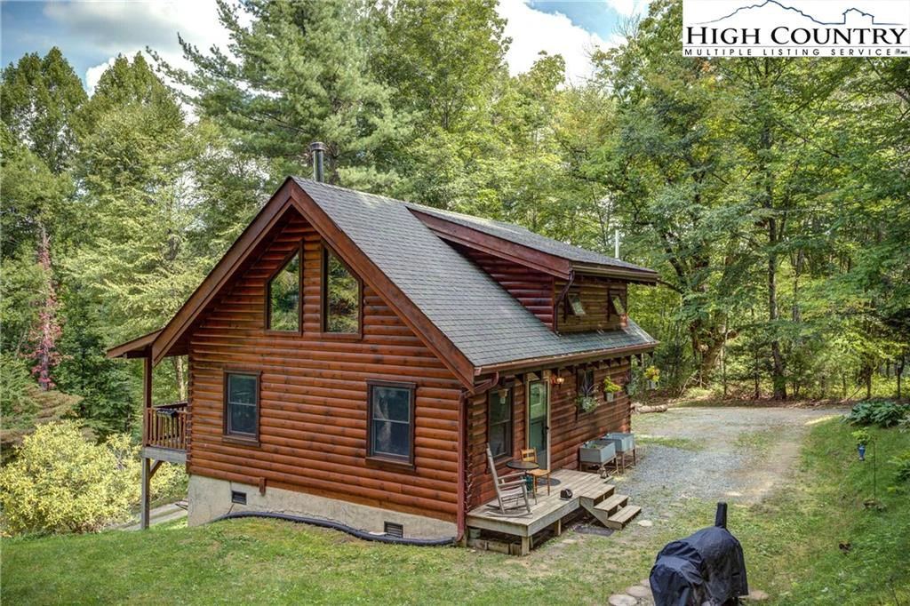 Image number 12 for the current listing