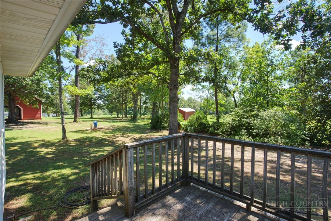 Image number 16 for the current listing