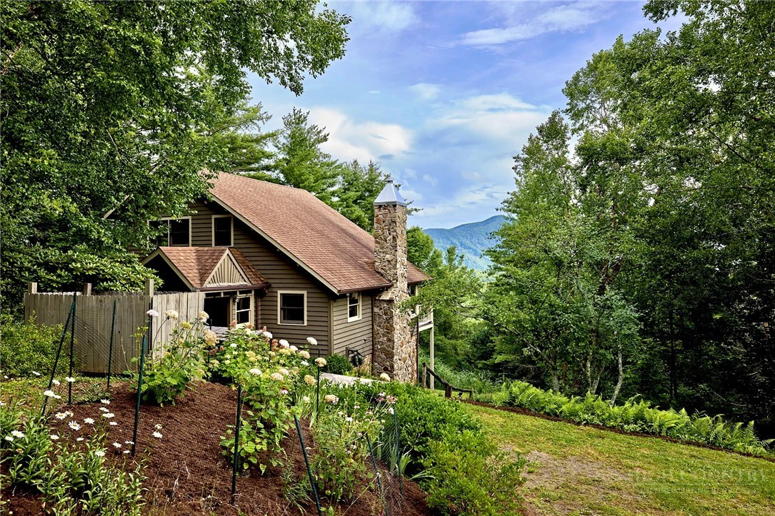 Image number 3 for the current listing