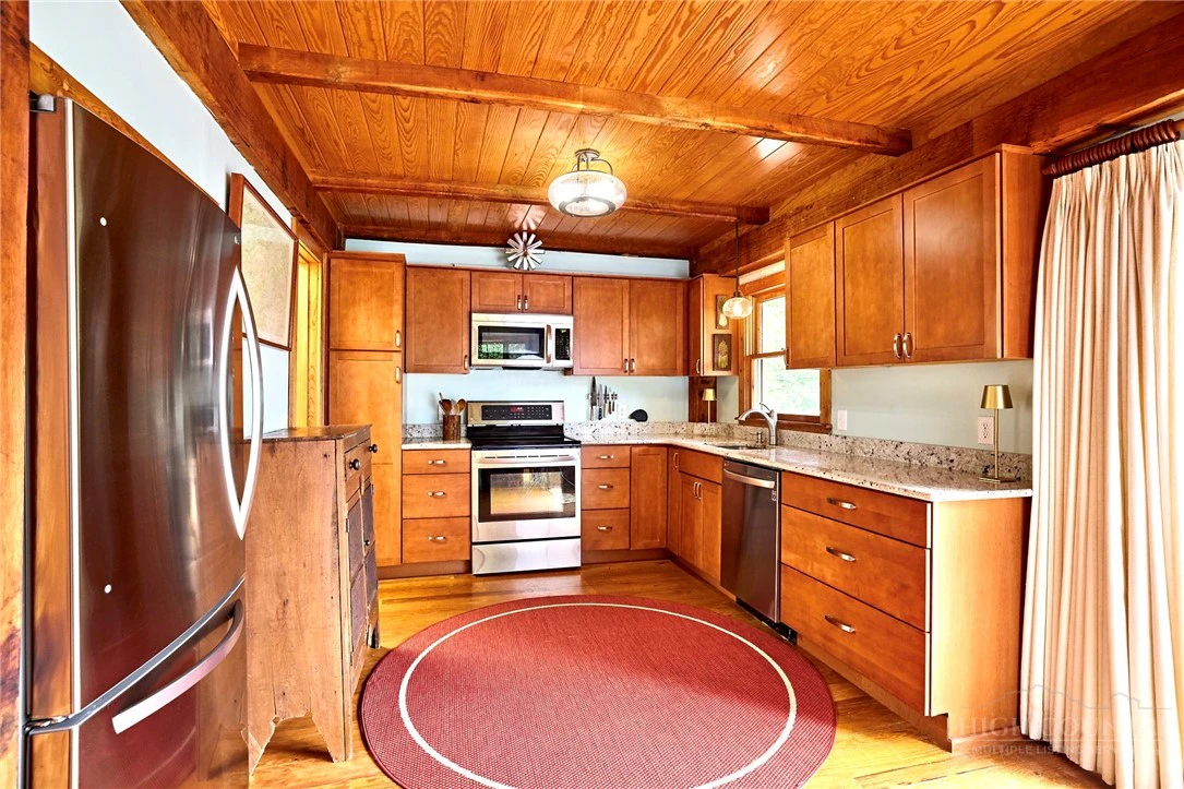 Image number 12 for the current listing