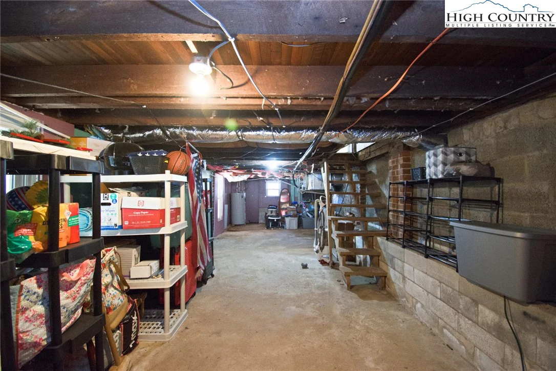 Image number 8 for the current listing