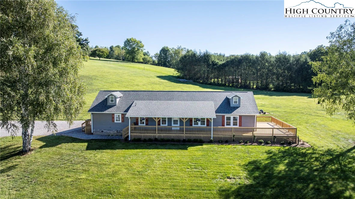 Image number 1 for the current listing