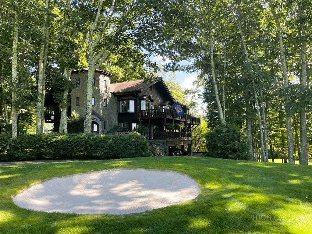 Image number 3 for the current listing