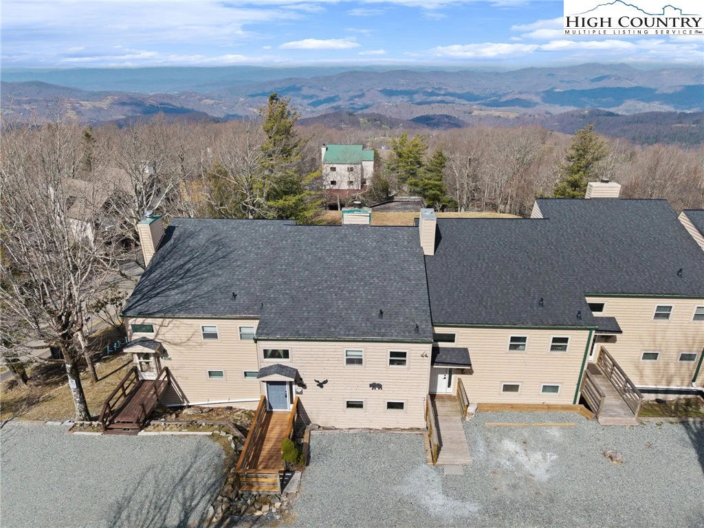 Image number 15 for the current listing