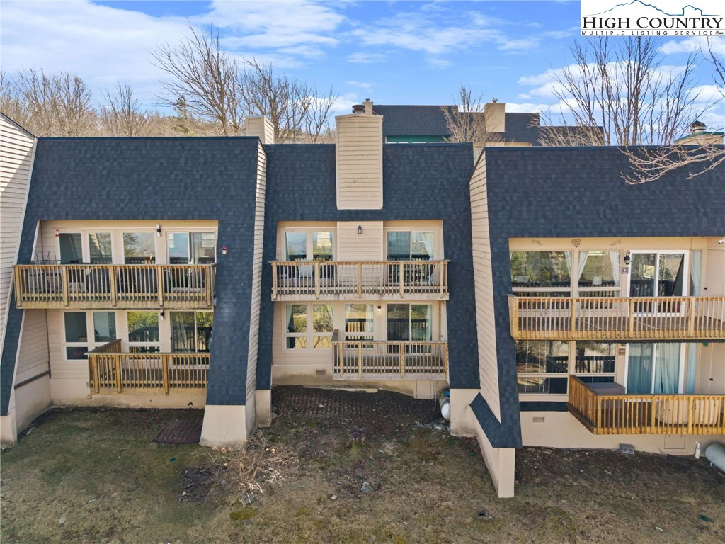 Image number 16 for the current listing