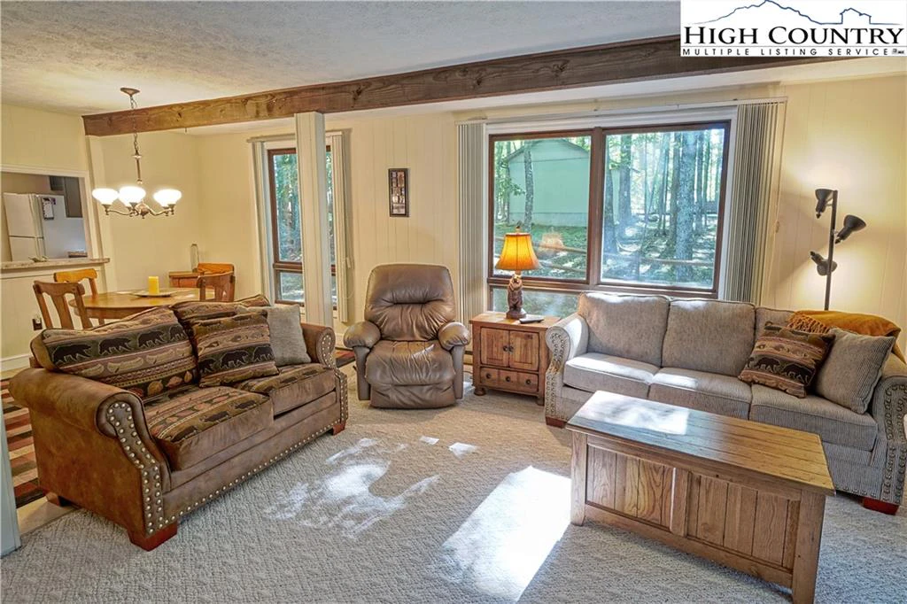 Image number 3 for the current listing