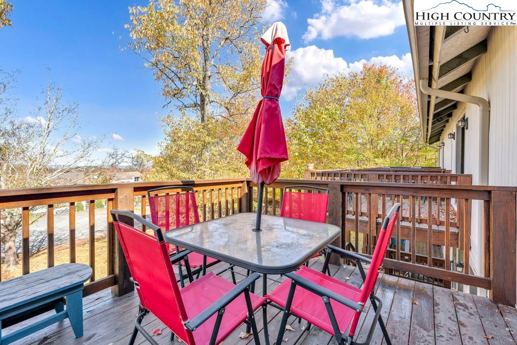 Image number 3 for the current listing