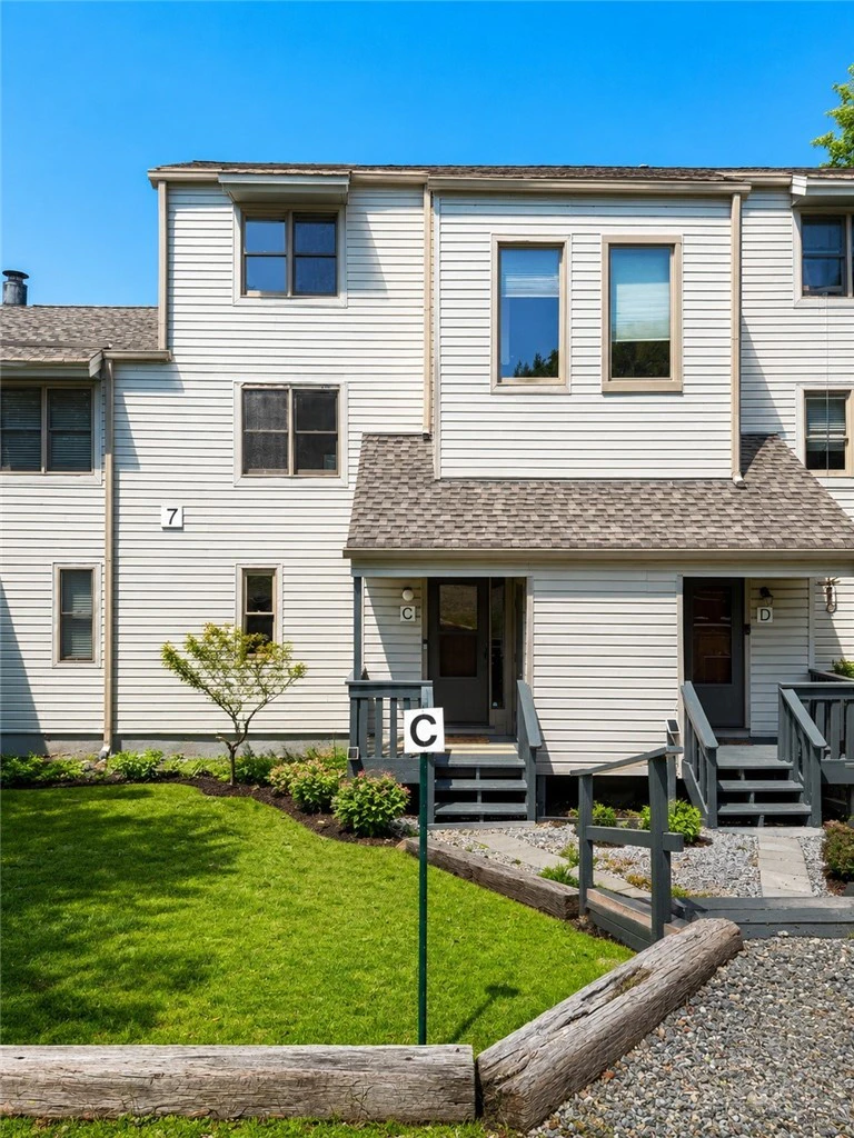 Image number 2 for the current listing