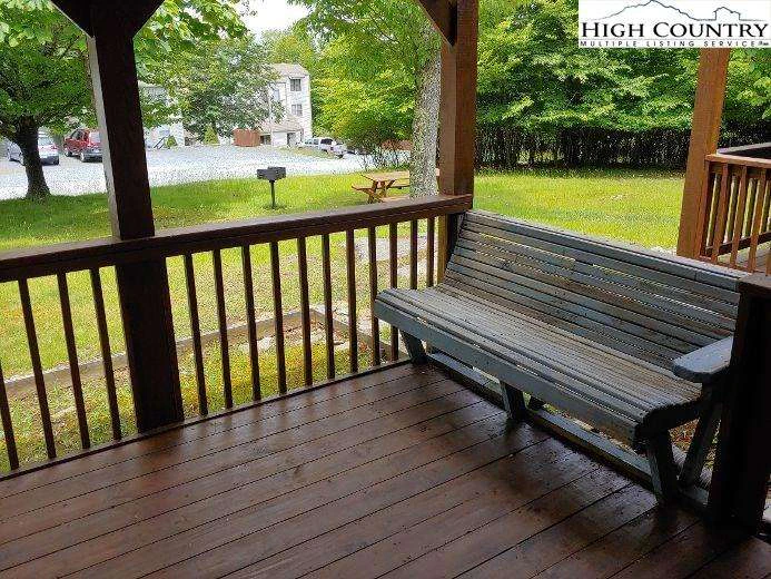 Image number 4 for the current listing