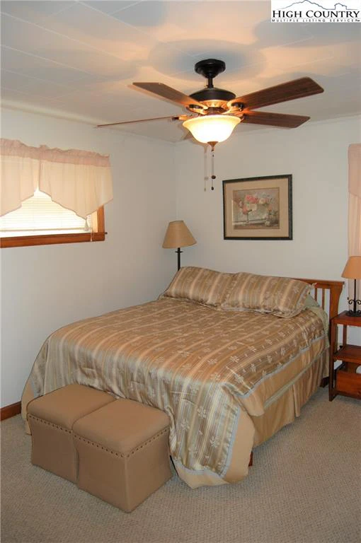 Image number 22 for the current listing