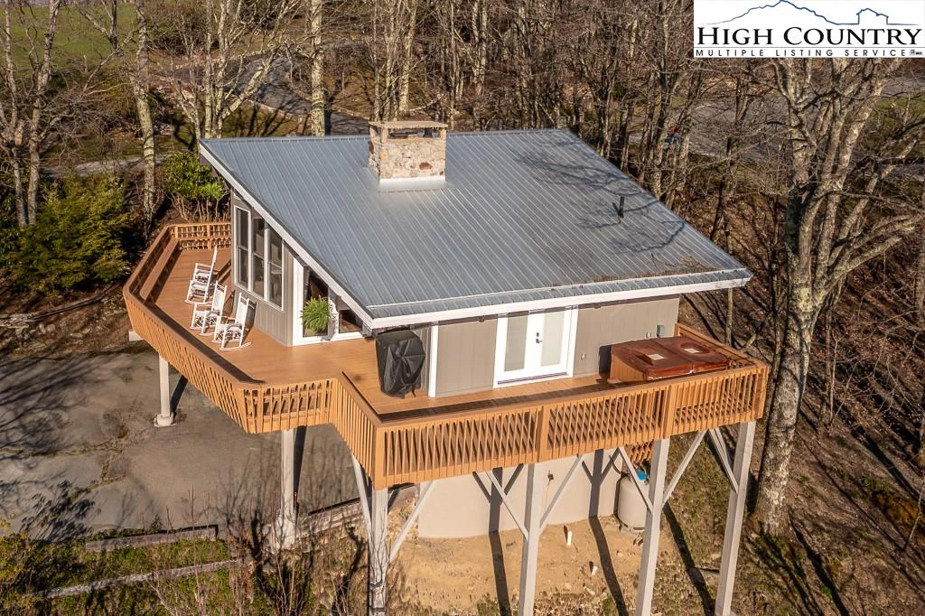Image number 2 for the current listing