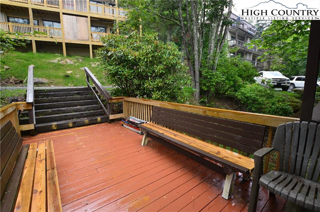 Image number 3 for the current listing