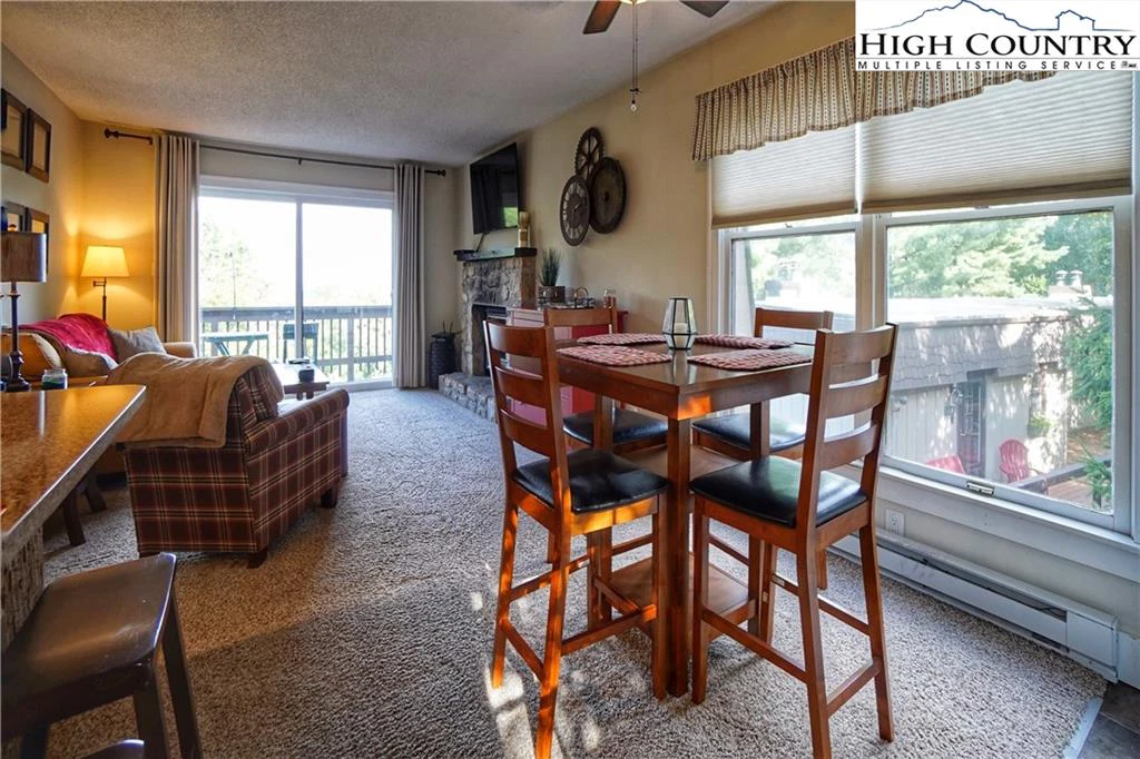 Image number 16 for the current listing