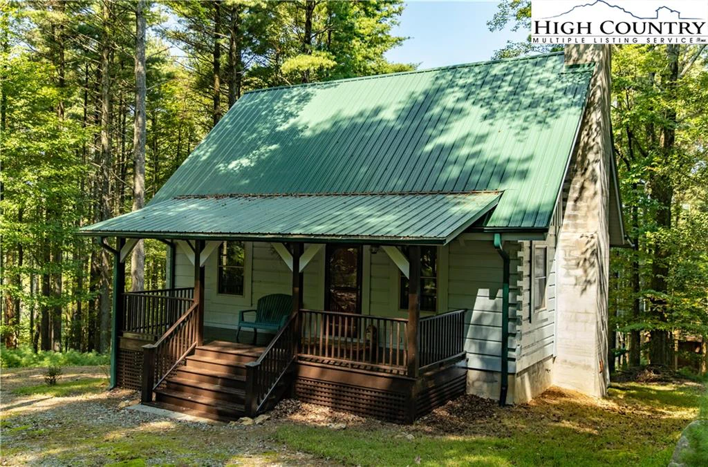 Image number 1 for the current listing