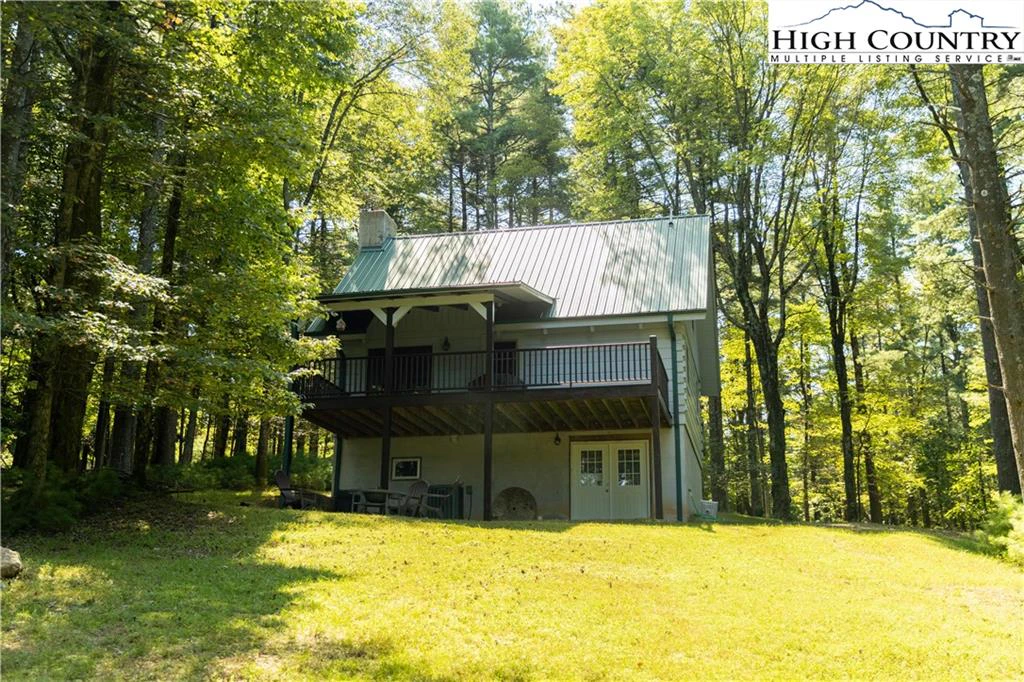 Image number 13 for the current listing