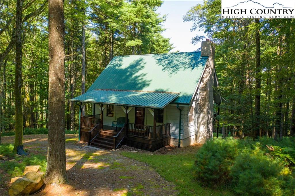 Image number 14 for the current listing