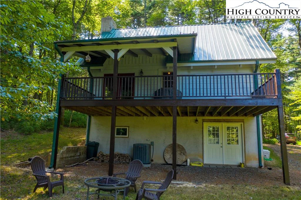 Image number 16 for the current listing