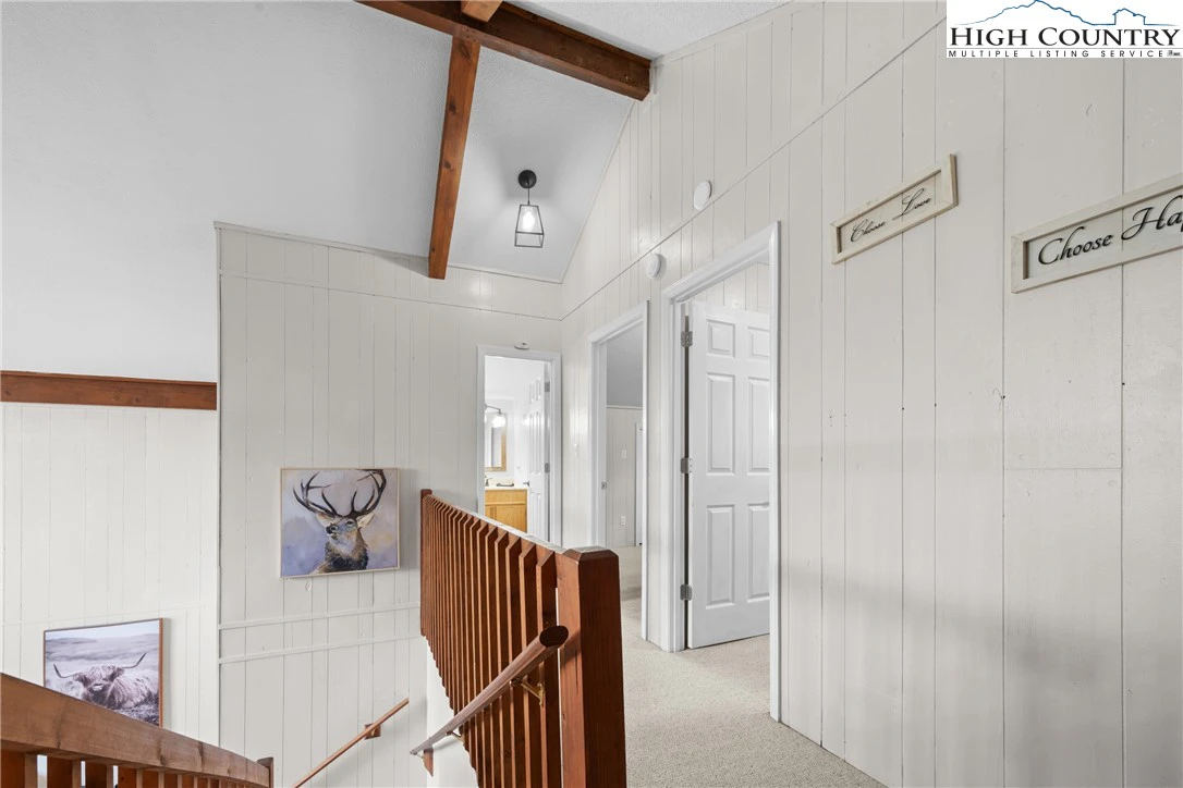 Image number 3 for the current listing