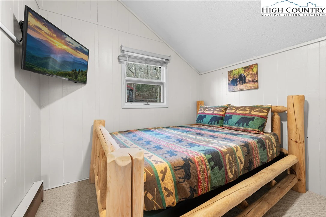 Image number 8 for the current listing